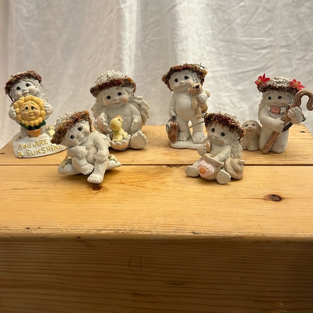 Dreamsicle figurine - purchase group for price listed